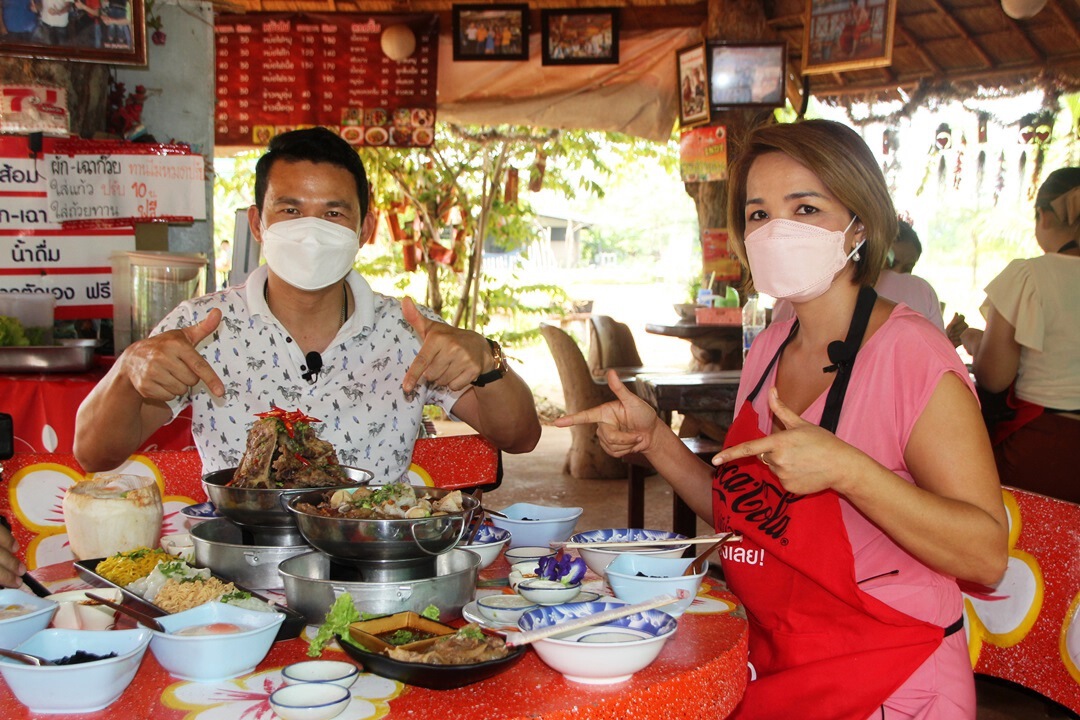 เจอแล้ว !! ก๋วยเตี๋ยวหม้อไฟโคขุนสูตรเด็ด หนึ่งเดียวในนครพนม
