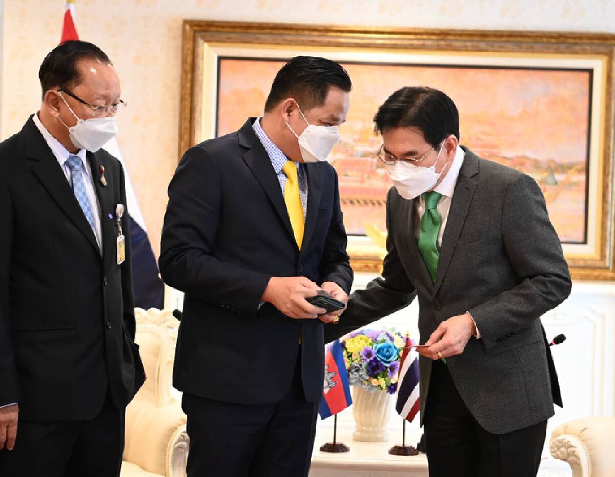 พาณิชย์โชว์ค้าชายแดน-ผ่านแดน พุ่งต่อเนื่อง