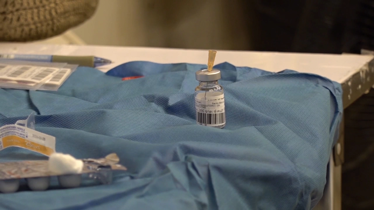 ภูเก็ตเร่งระดมฉีดบูสเตอร์ AZ เข็ม 3 ให้เสร็จภายในเดือนกันยายนนี้