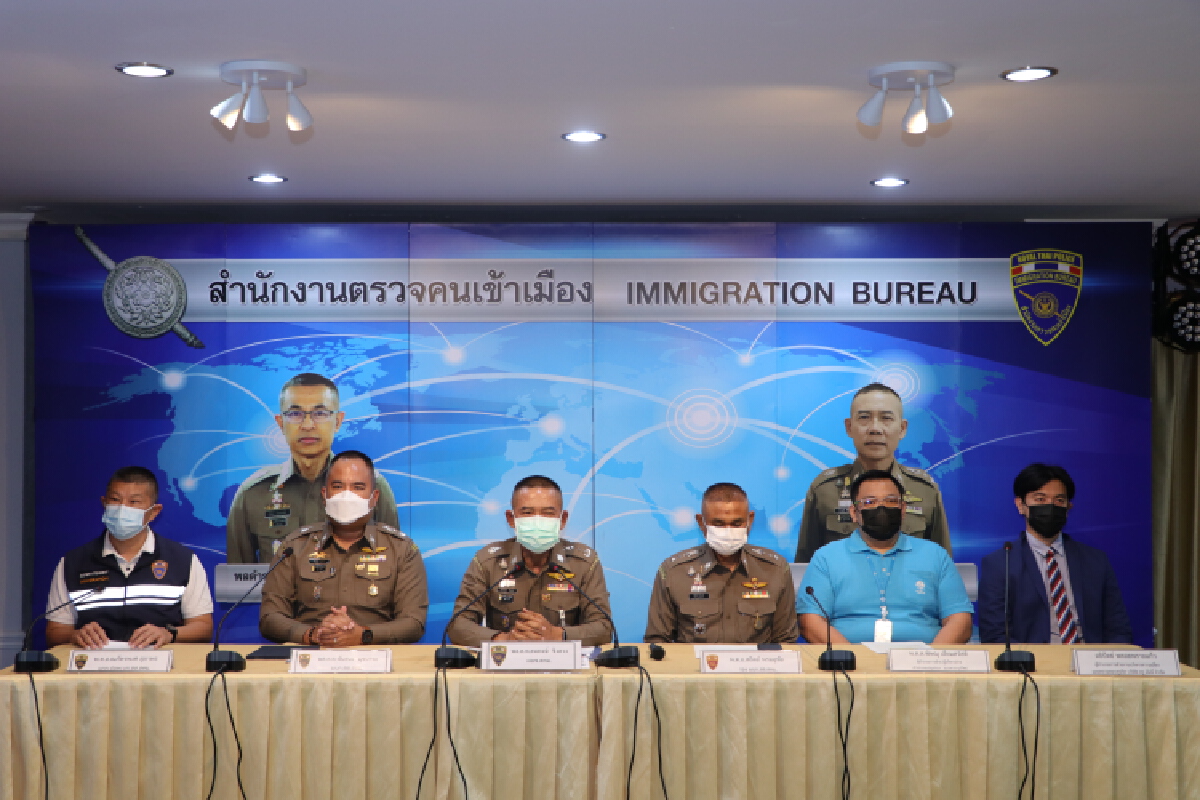รวบคนร้ายแฝงตัวแอดมินเพจดีเจชื่อดัง หลอกเหยื่อโอนเงิน
