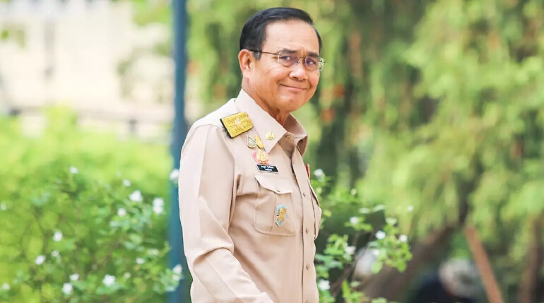 พล.อ.ประยุทธ์ จันทร์โอชา นายกรัฐมนตรีและรัฐมนตรีว่าการกระทรวงกลาโหม