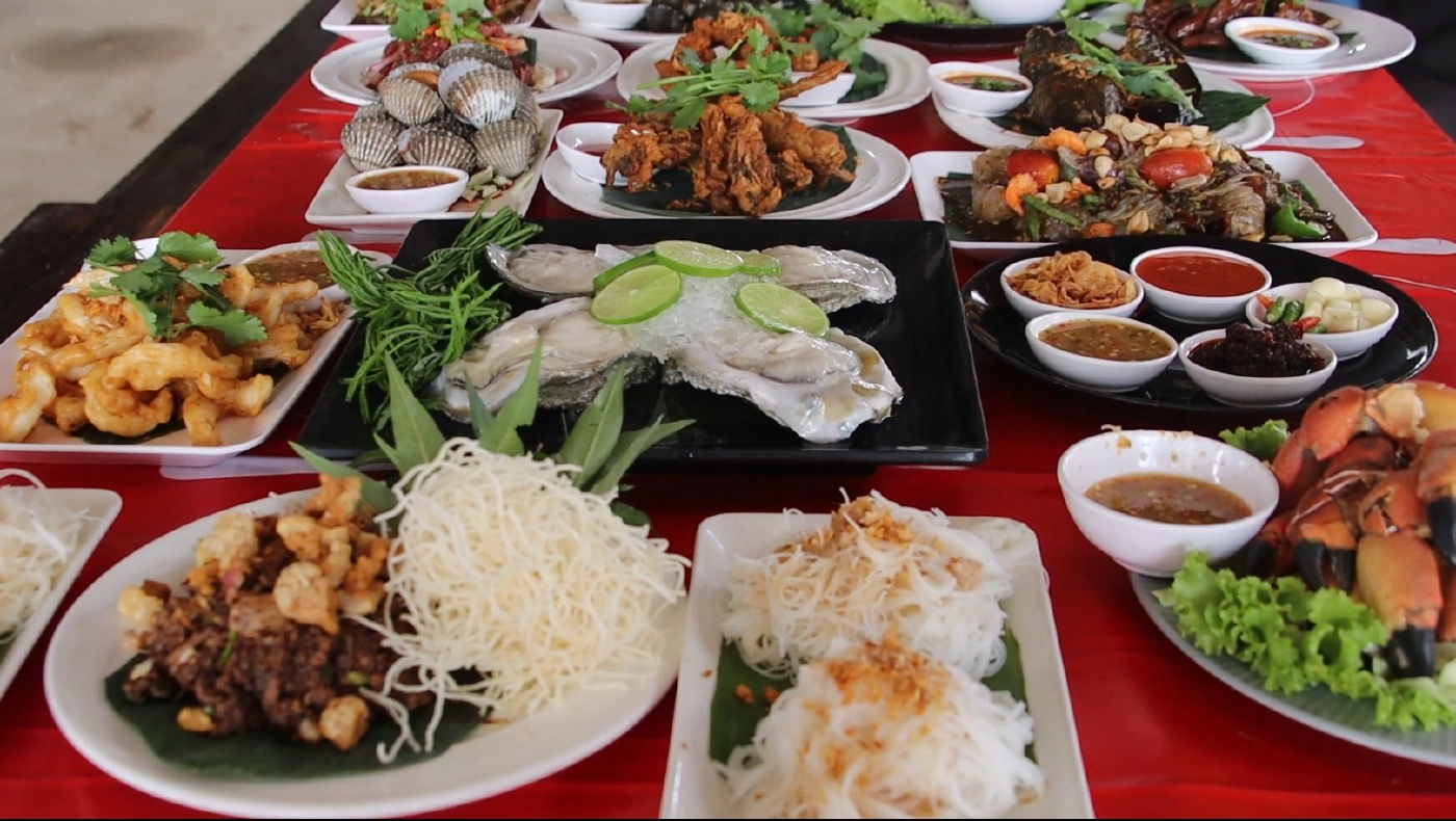 ไอเดียเก๋!!เมนู“เค้กข้าวเหนียว”ขายดีจนทำไม่ทัน