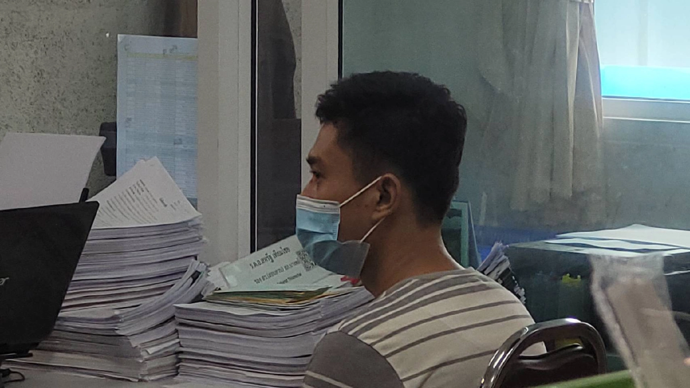 รวบหนุ่มวิ่งราวล็อตเตอรี่แม่ค้าออนไลน์มูลค่ากว่าหนึ่งแสนบาท