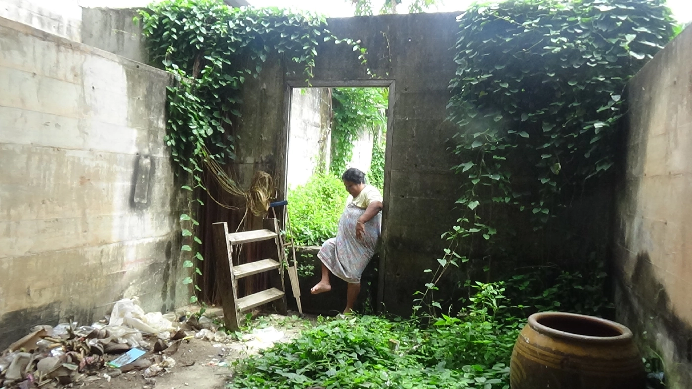 สุดรันทด! หญิงพิการวัย 46 ปี อาศัยบ้านร้างอยู่ลำพัง วอนผู้ใจบุญช่วยเหลือ