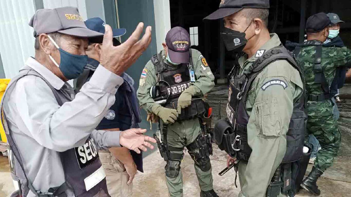 พบทุ่นระเบิดสังหารบุคคลใกล้รง.แป้งมัน จนท.เข้าเก็บกู้และทำลายทิ้ง