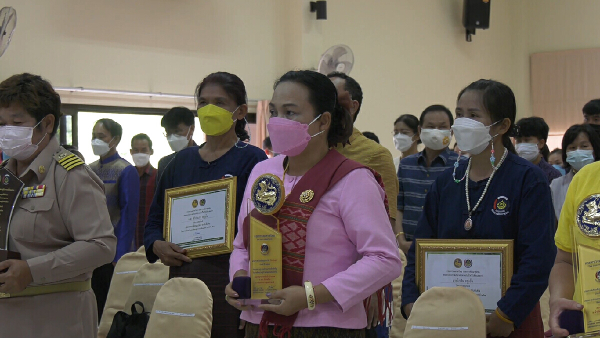 อุบลฯจัดมหกรรมรวมพลังคนดีแห่งแผ่นดิน