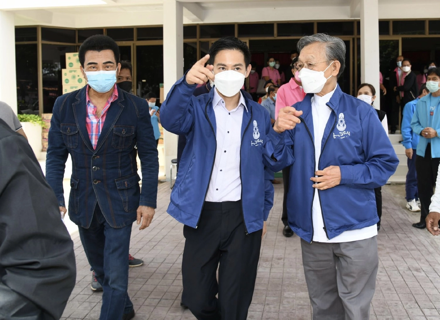 นายชวน พร้อมนายอิสระ และคณะ ลงพื้นที่อุตรดิตถ์