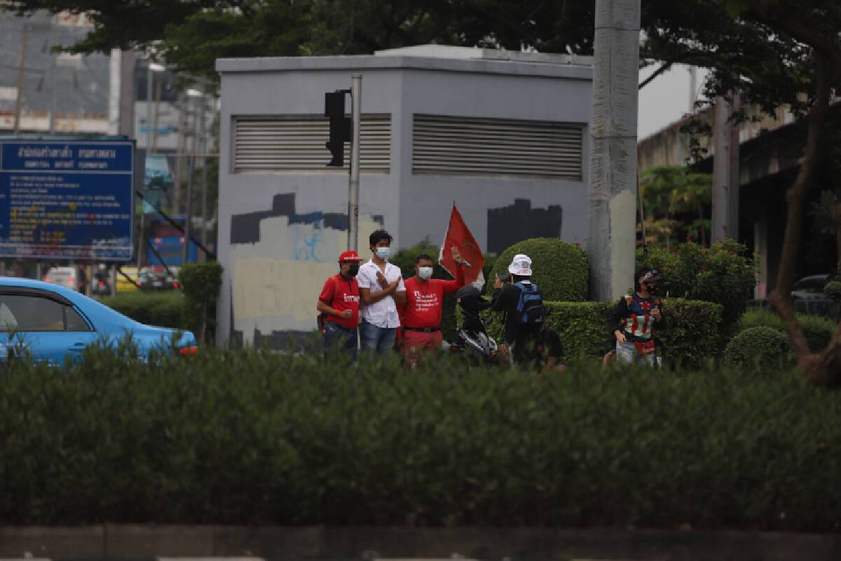 ม็อบแยกดินแดง 1 ก.ย. จุดไม่ติดโดนฝนถล่มหนัก
