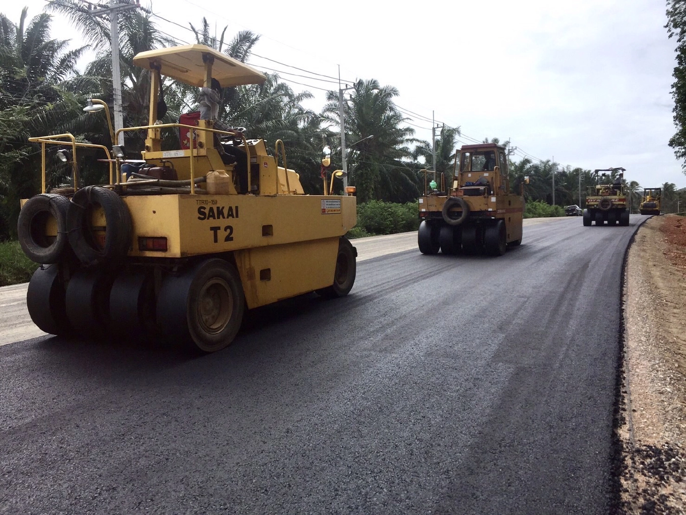 ทางหลวงชนบทปรับปรุงถนน ทล.4003 – บ้านท้องเกร็ง จ.ชุมพร คืบหน้ากว่า 74 %