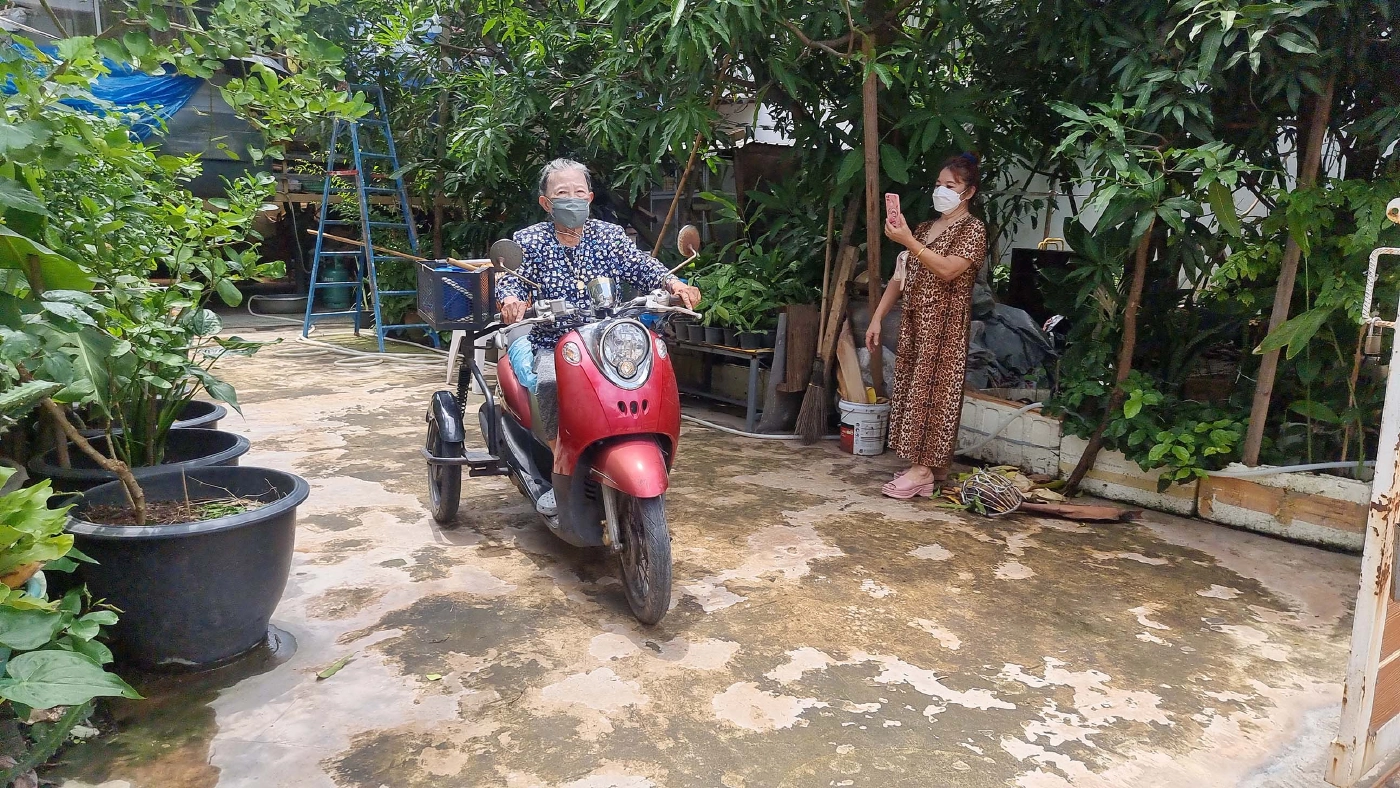 อาม่าเศร้าทำกระเป๋าเงินหล่นหายกว่า 6 แสนบาท วอนคนเก็บได้ให้นำส่งคืน