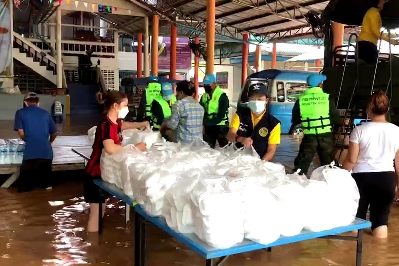 น้ำท่วม 2 เทศบาลฯ เริ่มคลี่คลาย พื้นที่ตอนล่างยังต้องเฝ้าระวัง