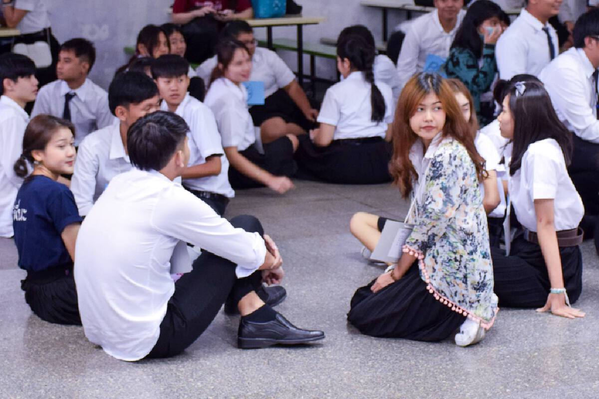 กยศ.ขยายเวลากู้ ถึง 31 ต.ค. ไม่ต้องมีคนค้ำประกัน