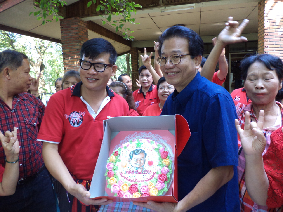"หมอทศพร”ยื่นหนังสือสถานทูตออสซี่-แบ่งปันแอสตร้าเซนเนก้า