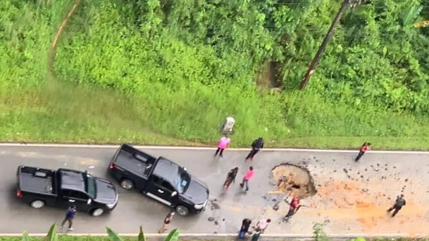 ด่วน! คนร้ายลอบวางระเบิดตำรวจ สภ.จะแนะ เสียชีวิต 2 บาดเจ็บ 4