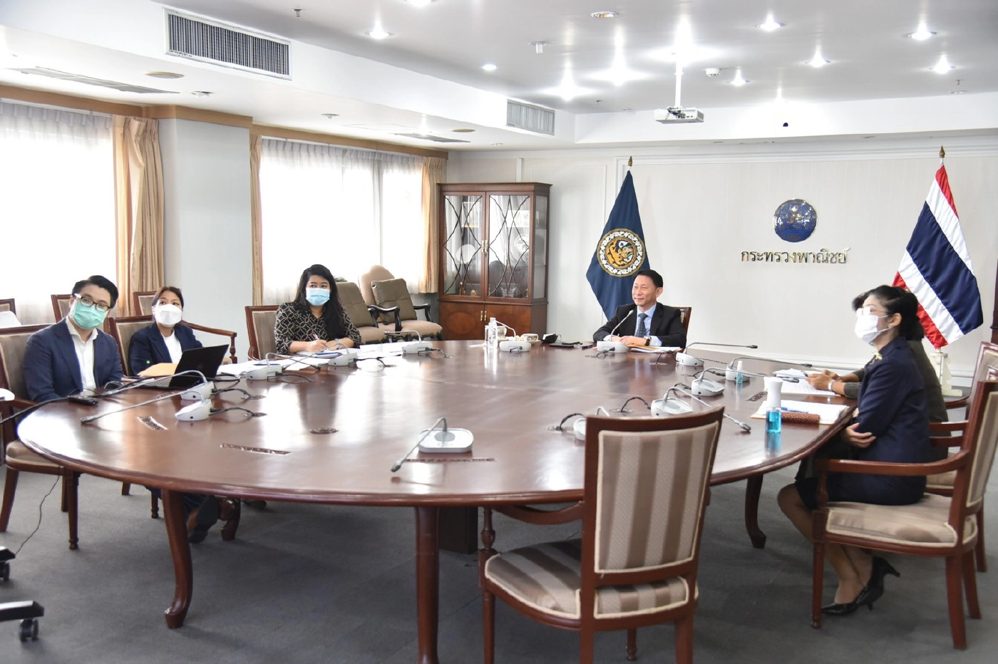 "พาณิชย์" ชูนโยบายเน้นไทยเป็นศูนย์กลาง CLMVT