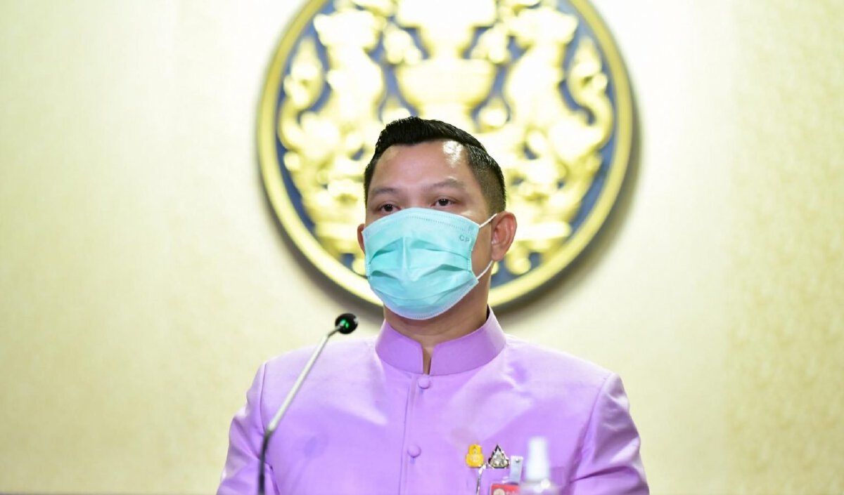 นายธนกร วังบุญคงชนะ โฆษกประจำสำนักนายกรัฐมนตรี 