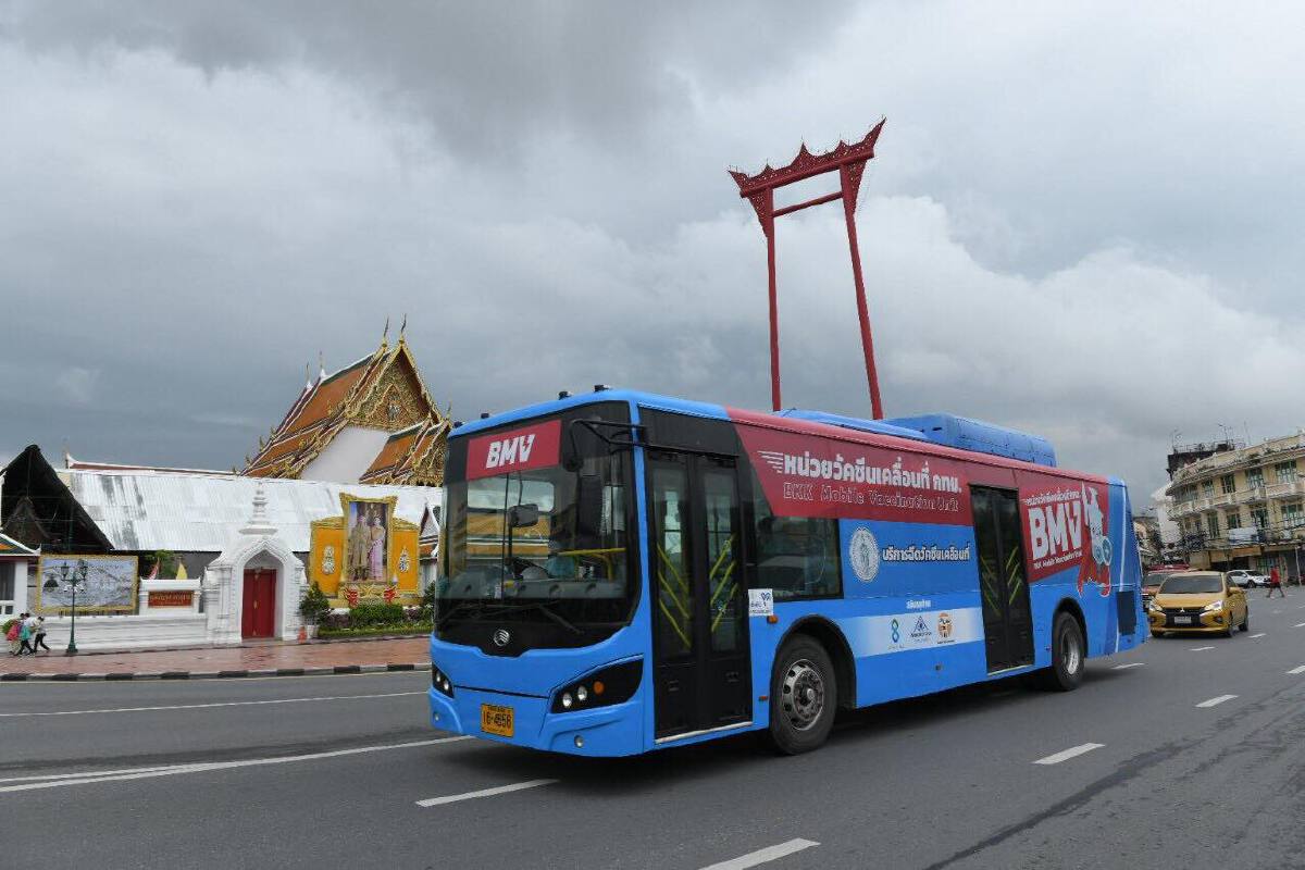 รถฉีดวัคซีน BMV ให้บริการคนไร้บ้าน 3 ย่านสำคัญ