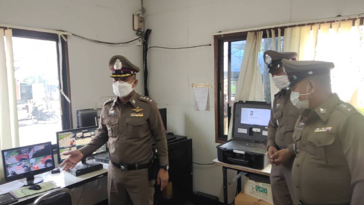 สั่งฟันดาบตำรวจรีดเงินรถบรรทุกเฟอร์นิเจอร์