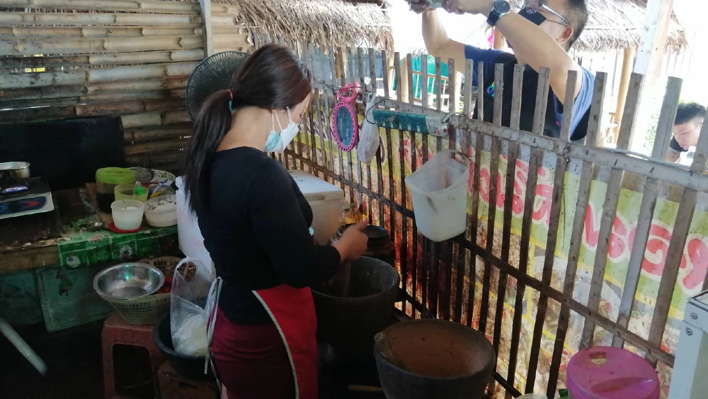 เปิดใจแม่ค้าส้มตำพริก 1,000 เม็ดท้าให้ลอง