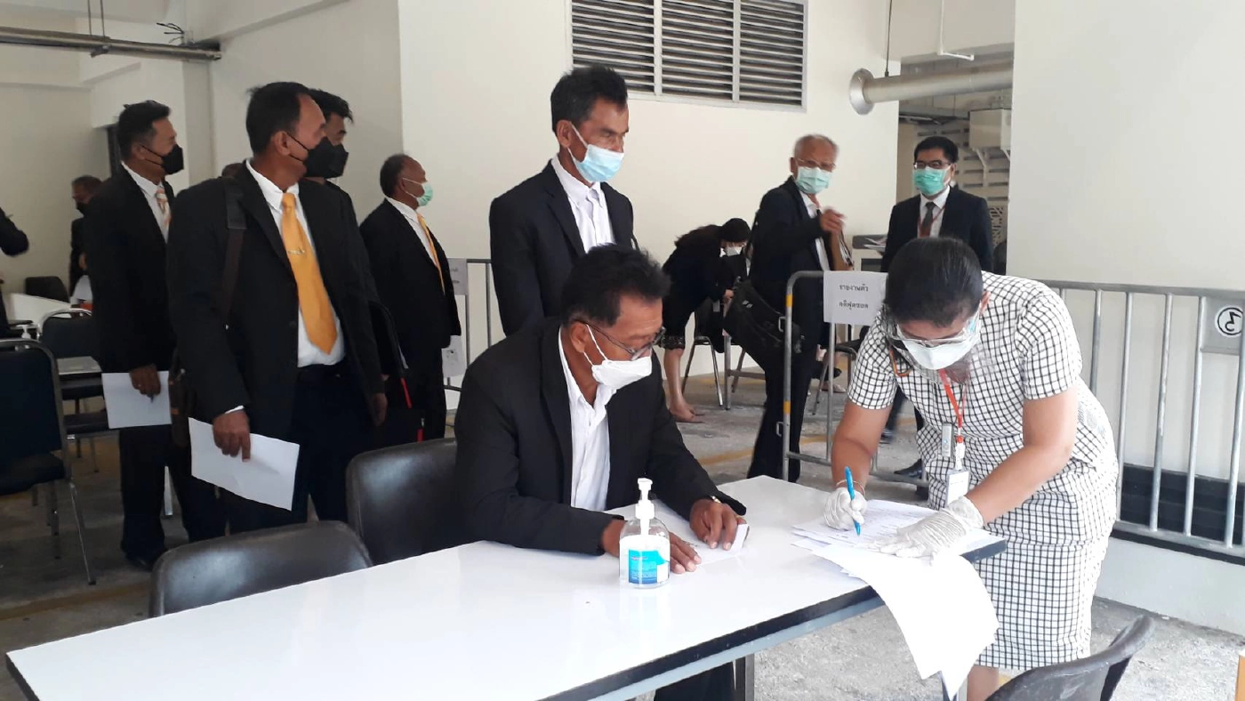 อัยการสั่งฟ้อง "วิรัช" พร้อมพวก 87 ราย คดีทุจริตสร้างสนามฟุตซอล https://www.nationtv.tv/news/378839827