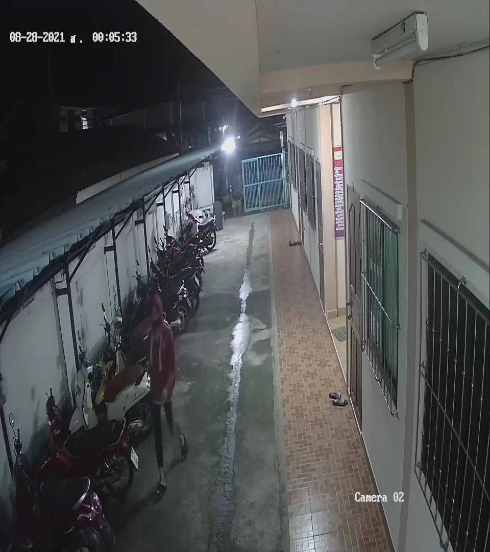 หนุ่มๆผวา สาวประเภทสองแอบถ่ายคลิป-ขโมยกางเกงในตามหอพัก