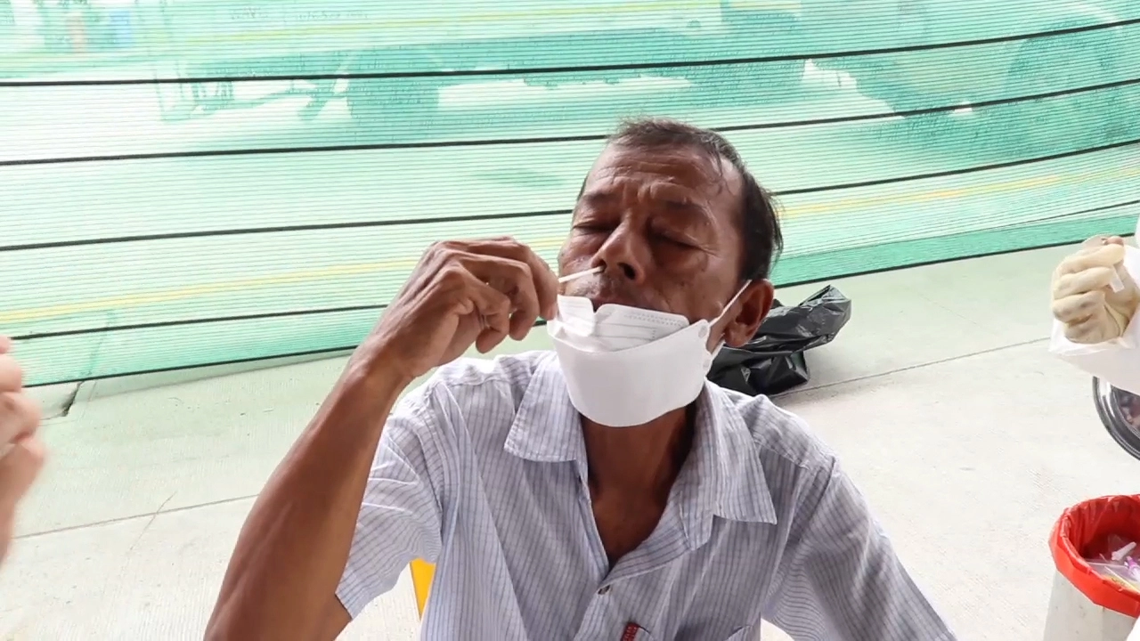 ด่านตรวจท่าฉัตรไชยภูเก็ตเริ่มคึกคักหลังผ่อนคลาย