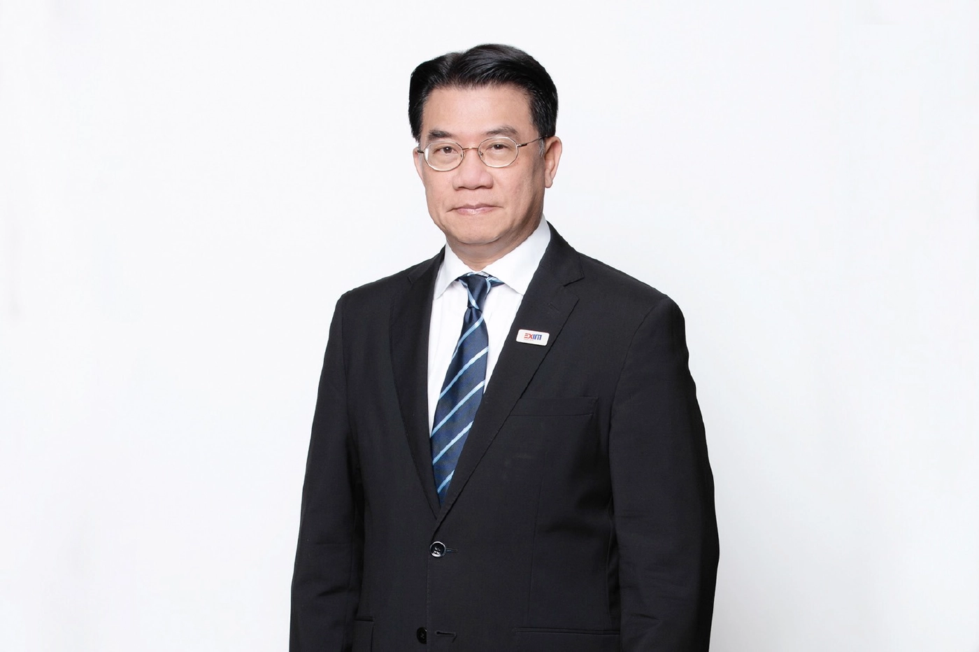 ดร.ดามพ์ สุคนธทรัพย์ ประธานกรรมการบริหาร ธนาคารเพื่อการส่งออกและนำเข้าแห่งประเทศไทย