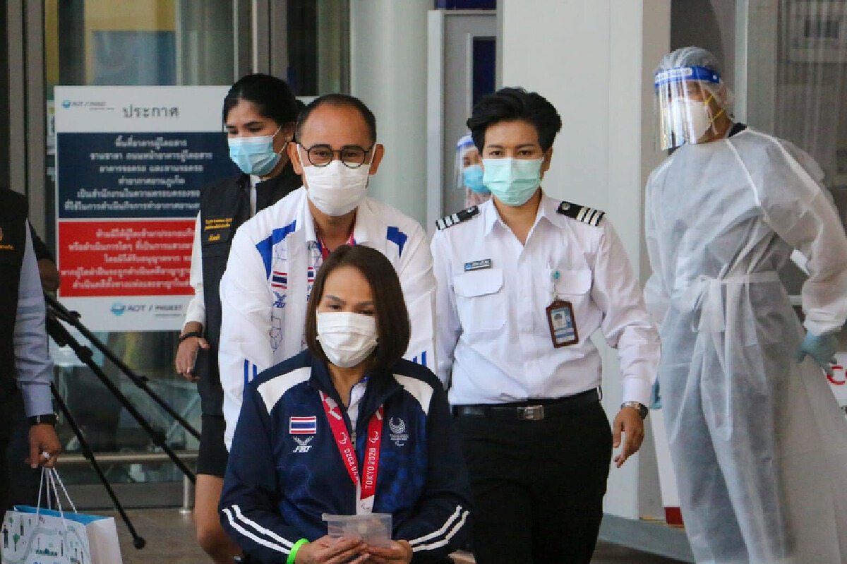 ฮีโร่พาราลิมปิกชุดแรกกลับไทยแล้ว "สายสุนีย์" นำทัพ