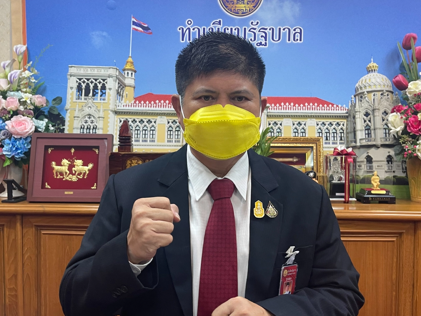 “แรมโบ้” เห็นด้วย ผลสำรวจสำนักวิจัยซูเปอร์โพล คนมองม็อบไร้ประโยชน์