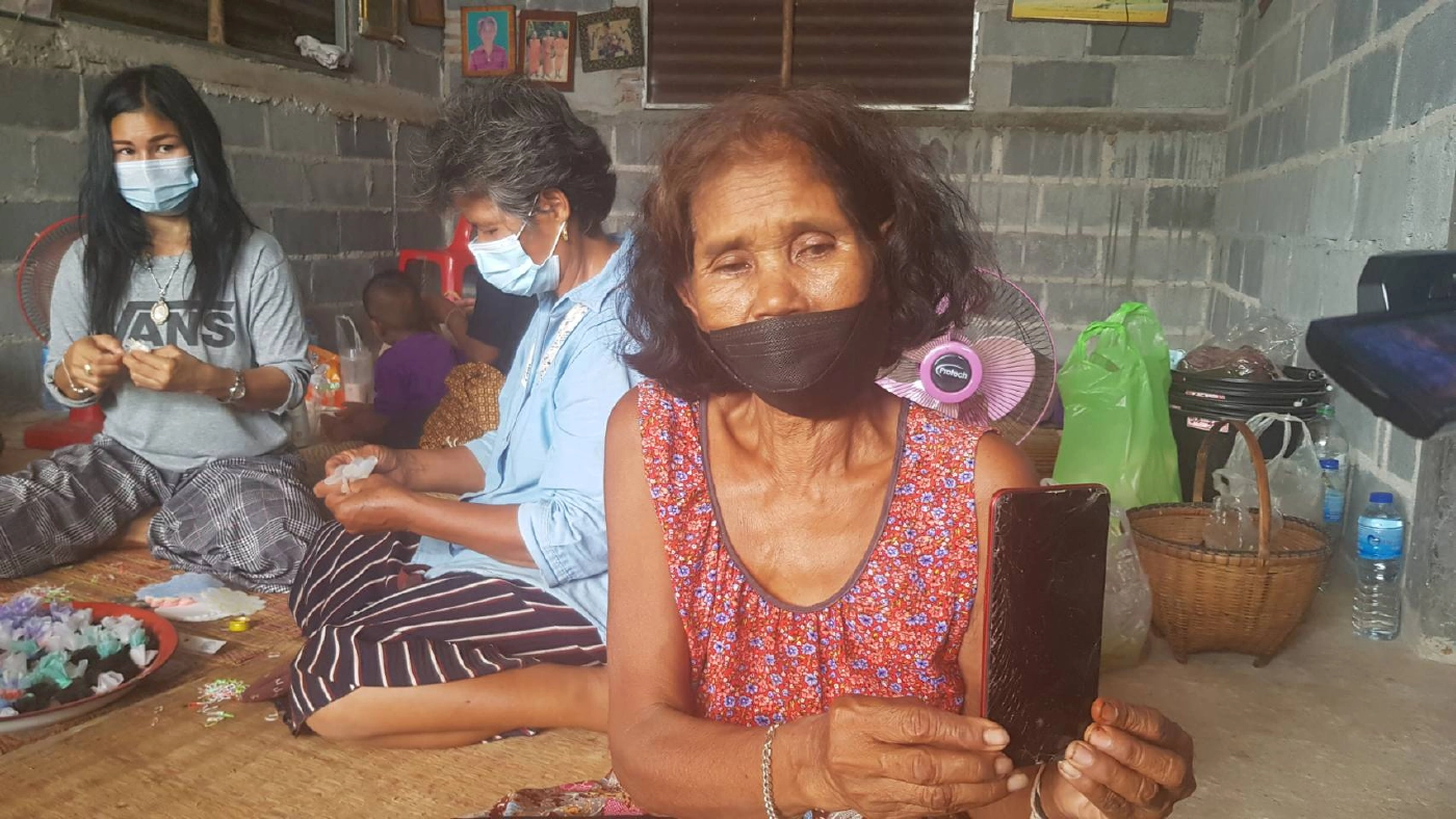 ยายช็อกหลานสาววัย 15 ผูกคอลาโลกเผยน้อยใจแม่ไม่ซื้อโทรศัพท์