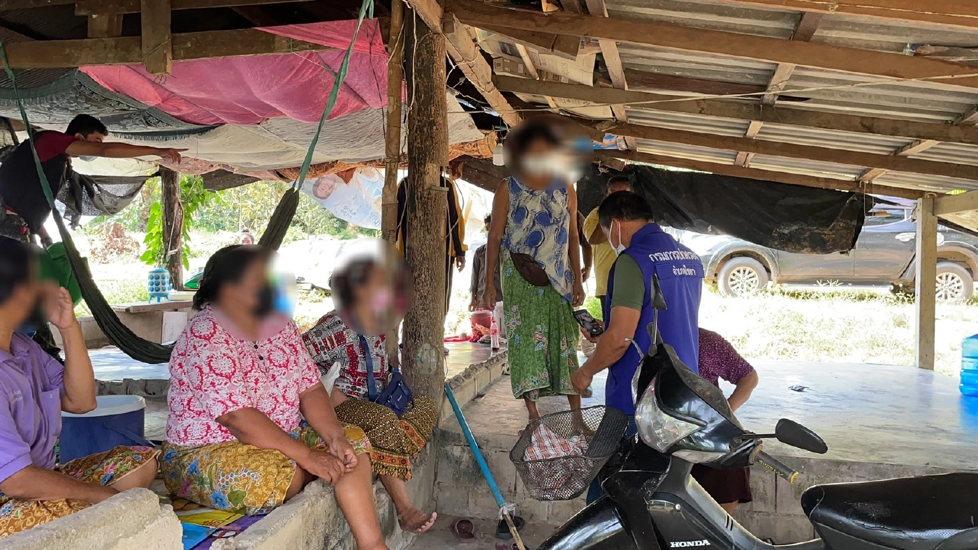 เตือนแล้วไม่หยุด! บุกจับวงไพ่รวบนักพนัน 15 ราย