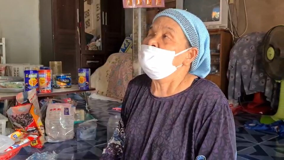 ซ้ำเติม!ยายพิการตาบอด ถูกคนร้ายใช้แบงค์พันปลอมหลอกซื้อของ
