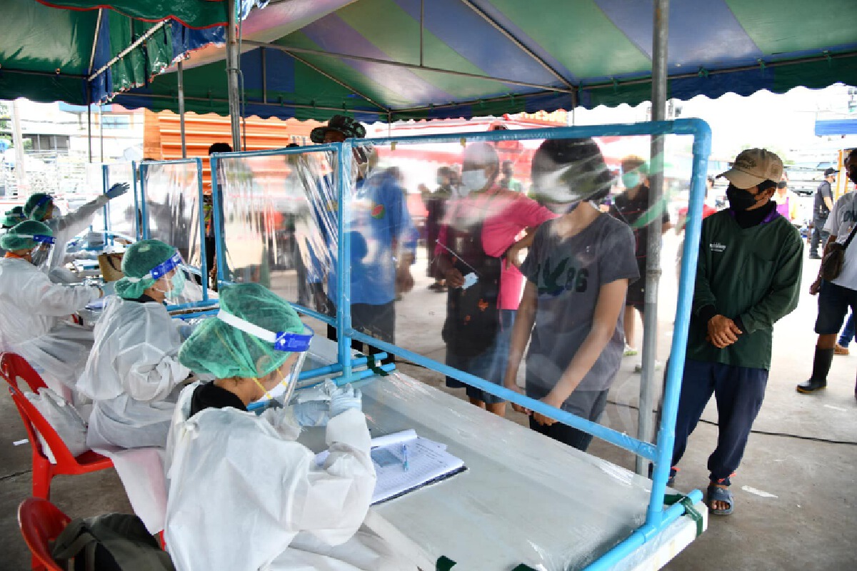 เทศบาลโคราชสั่งปิดตลาดค้าส่งรายใหญ่คุมการแพร่ระบาดเชื้อ