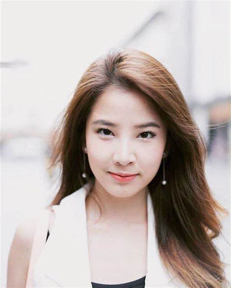 ฝน ศนันธฉัตร ธนพัฒน์พิศาล