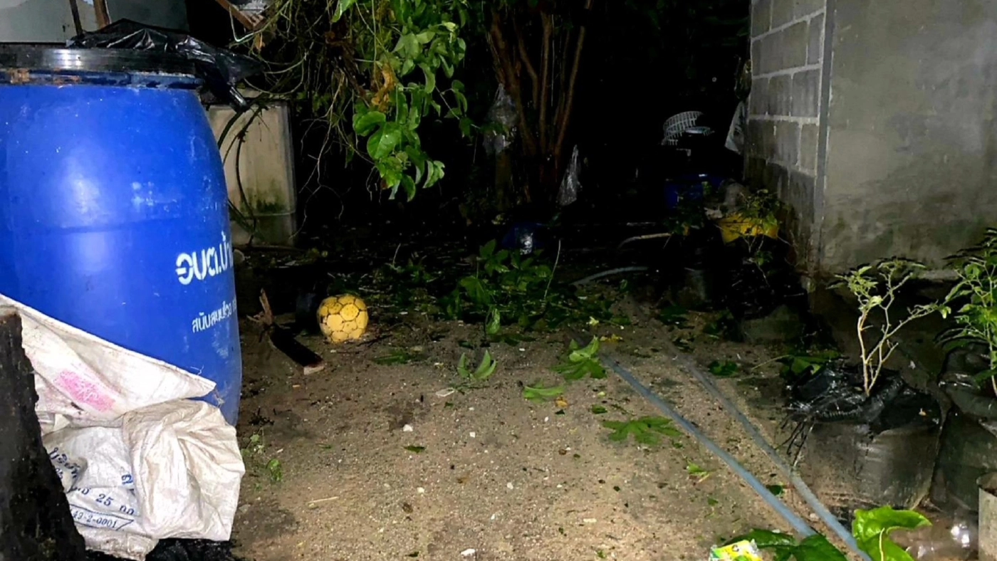 โจรใต้ขว้างระเบิดฐานปฎิบัติการ อาสาเสียชีวิต 1 นาย