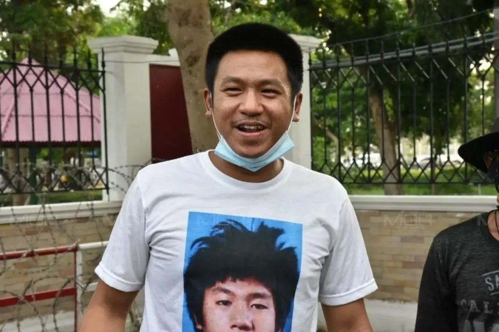 เพนกวิน อาการหอบดีขึ้น “ไผ่-ไมค์” สุขภาพแข็งแรง