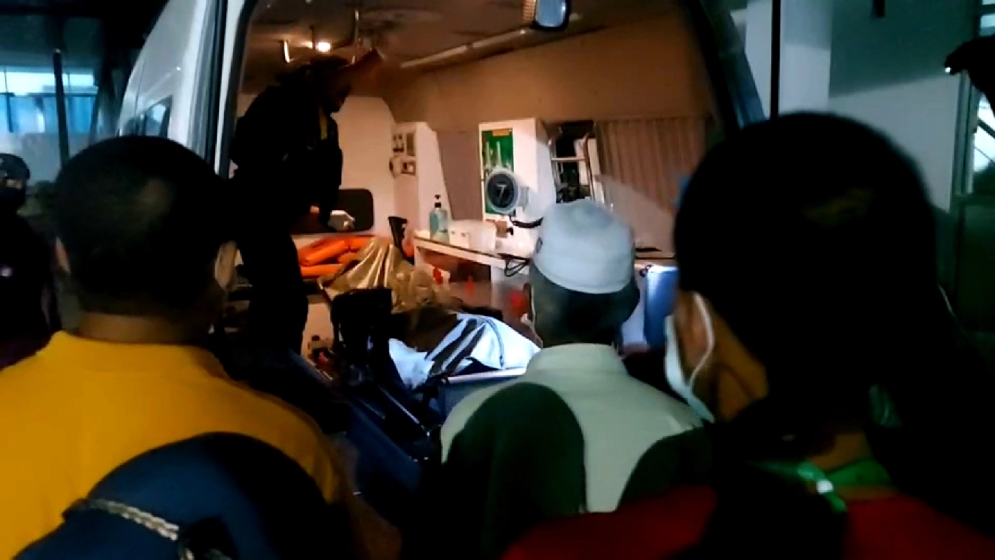 ญาติรับร่าง 4 ผู้ก่อเหตุหลังปิดล้อมปะทะที่บาเจาะ