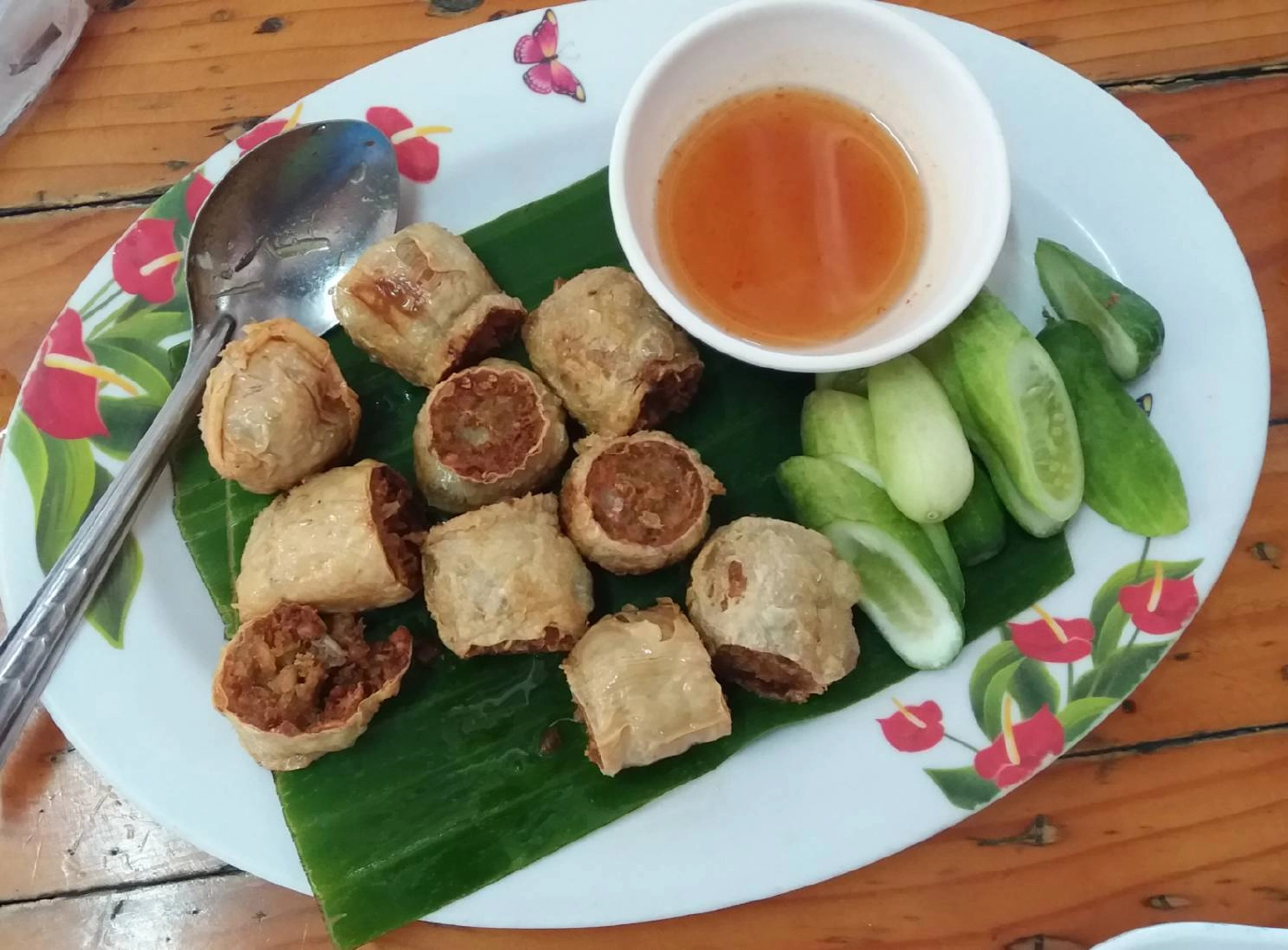 ครัวทะเล วิวดีอิ่มอร่อย ไม่แพง เที่ยวเมืองชลฯ ห้ามพลาด