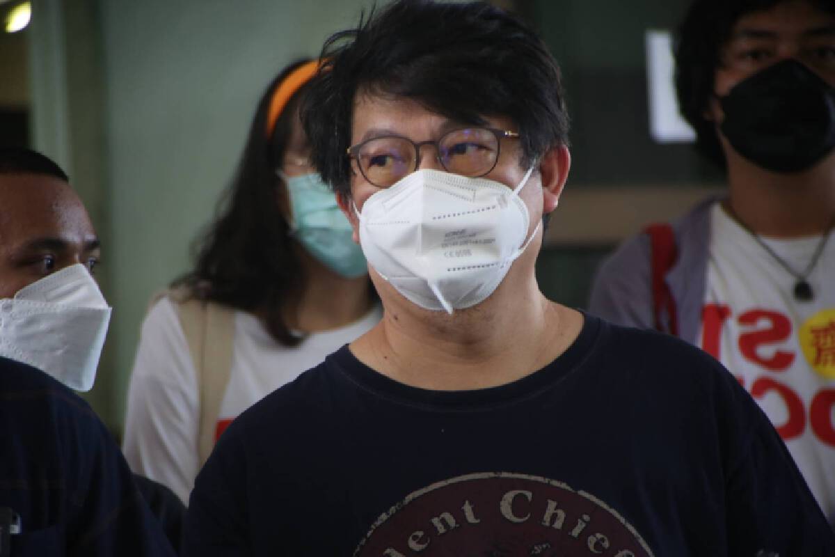 นายสมบัติ บุญงามอนงค์ หรือ บก.ลายจุด 