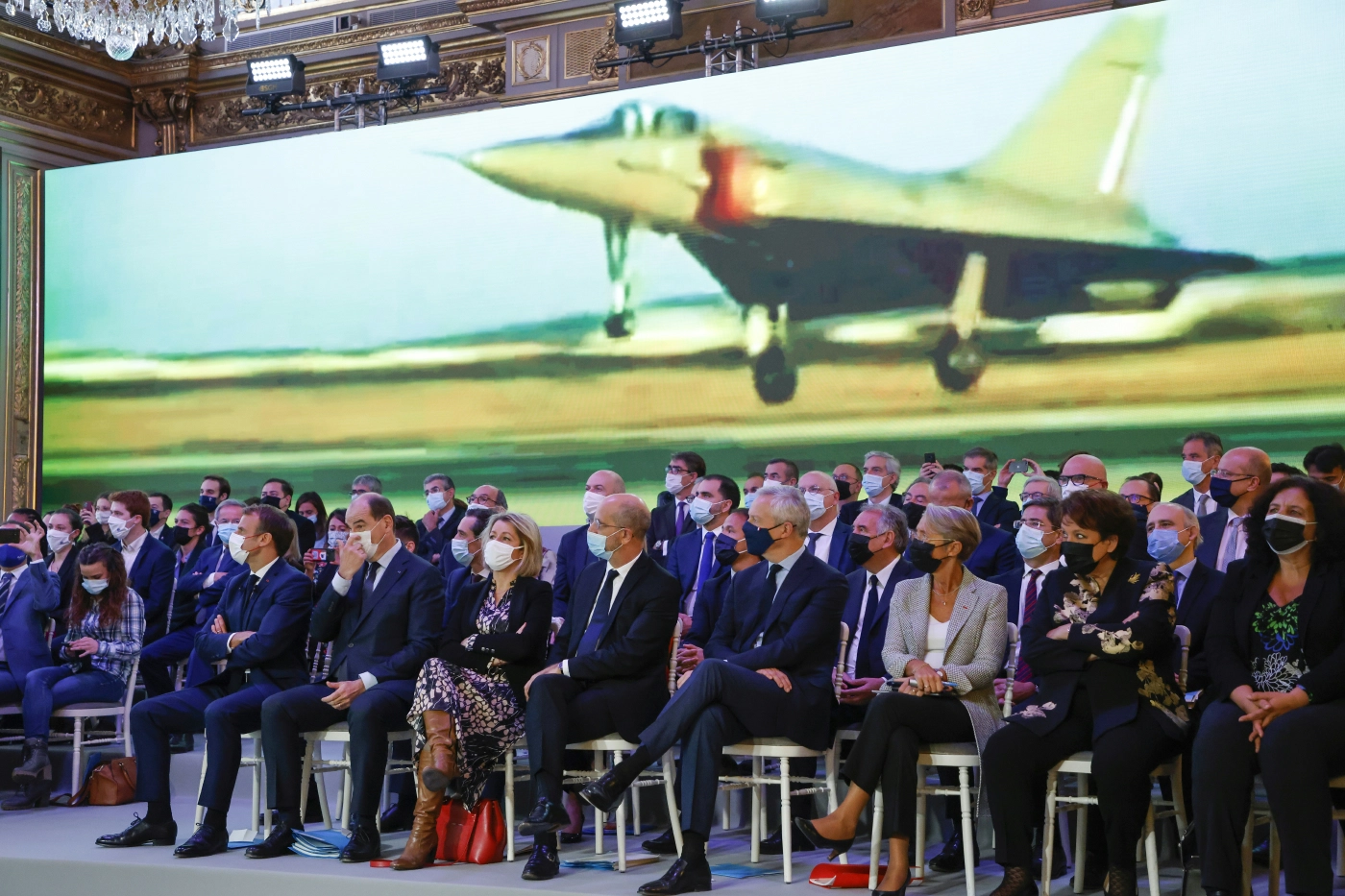 ฝรั่งเศสเปิดแผนการลงทุน 3 หมื่นล้านยูโร