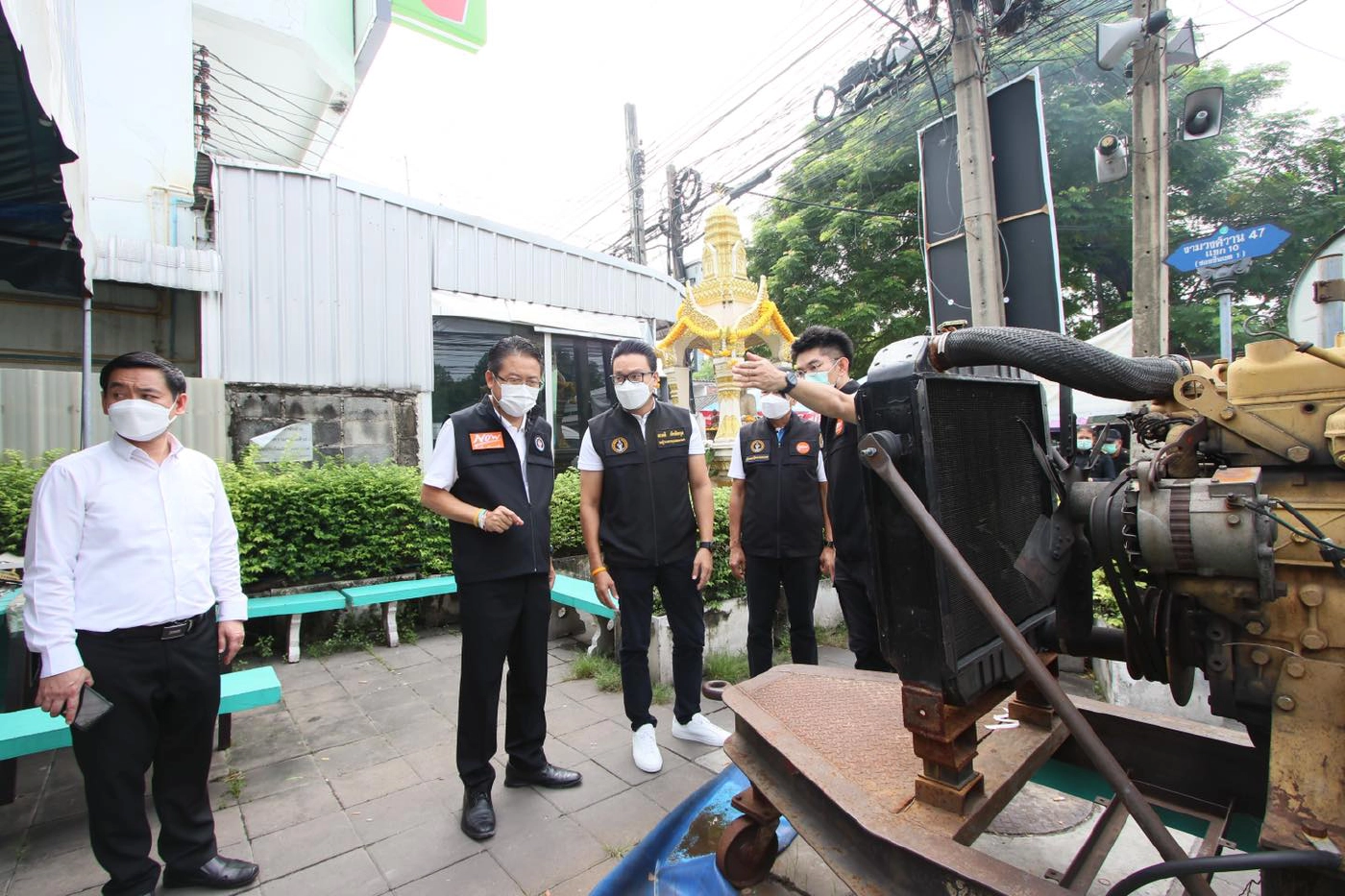 ติดตั้งเครื่องสูบน้ำลดผลกระทบน้ำระบายช้า