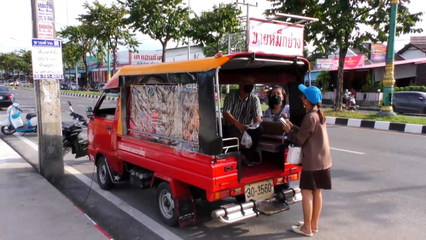 ตุ๊กตุ๊กหาดใหญ่เร่ขาย ‘หมึกย่าง‘ รับ 1.2 หมื่น/เดือน