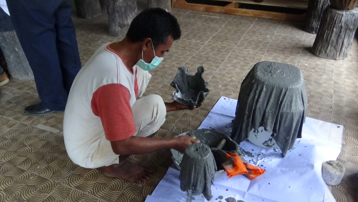 แปลงร่างผ้าไร้ค่าให้มีราคา "กระถางผ้าขี้ริ้ว"