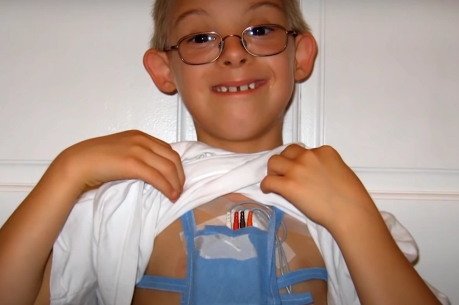 (ในวัยเด็ก คริส มีปัญหามากกว่าแค่อาการดาวน์ซินโดรม ภาพจาก Sport Center/ESPN)