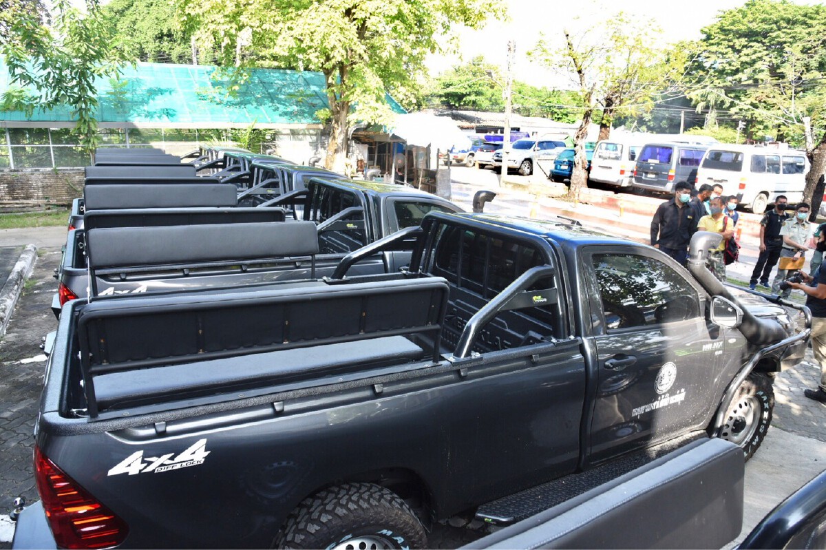 กรมอุทยานฯ เสริมเขี้ยวเล็บหน่วยงานภาคสนาม มอบรถกระบะตรวจการณ์ 60 คัน