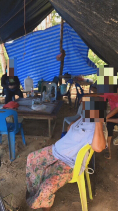 บุกจับ 7 นักพนันกางเต็นท์ตั้งวงเล่นไพ่ ไม่สนโควิด