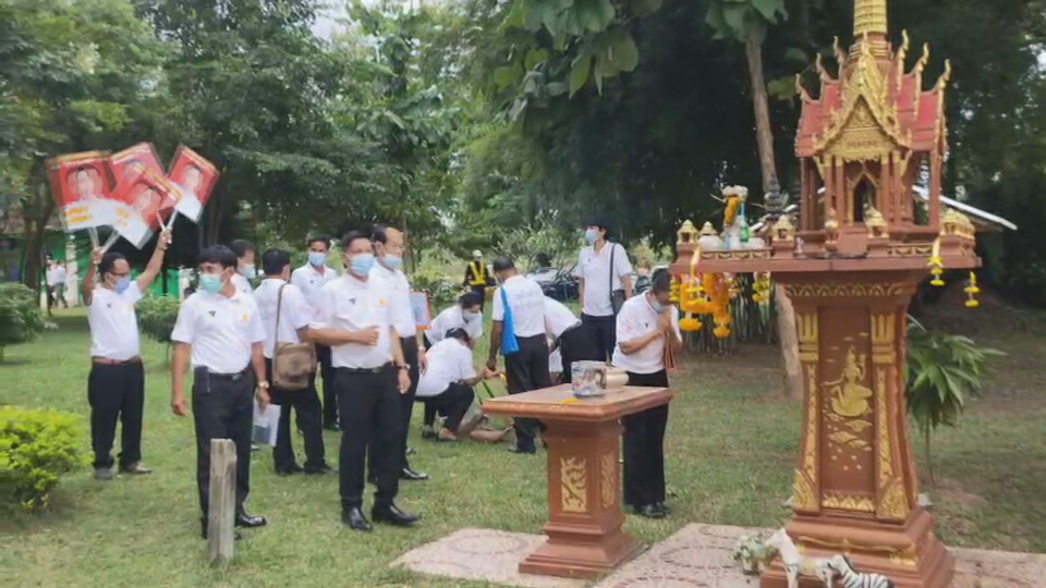 บรรยากาศสมัครนายกอบต.อุดรธานีวันแรกคึกคัก