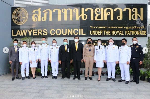 เป็นปลื้ม ! “สภาทนายความ” ตั้งนางเอกดัง “ขวัญ อุษามณี” เป็นที่ปรึกษานายกฯ