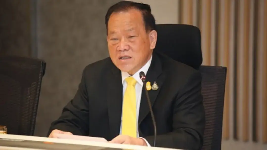 สันติ พร้อมพันฒ์ รมช.กระทรวงการคลัง
