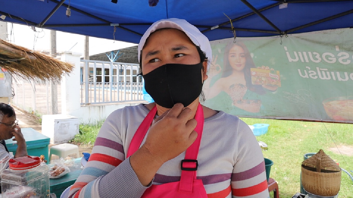 กุ๊กร้านอาหารบาห์เรนกลับบ้านเปิดขายไก่ทอดถูกโจรงัดถังแช่ขโมยไก่สด